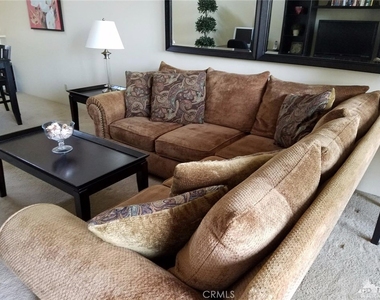 76668 Chrysanthemum Way - Photo Thumbnail 2