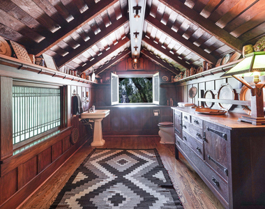 4311 Victoria Park Drive - Photo Thumbnail 28