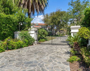 28899 Cliffside Drive - Photo Thumbnail 52