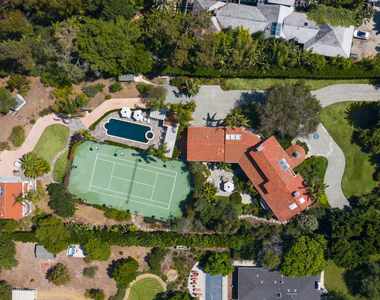 28899 Cliffside Drive - Photo Thumbnail 53