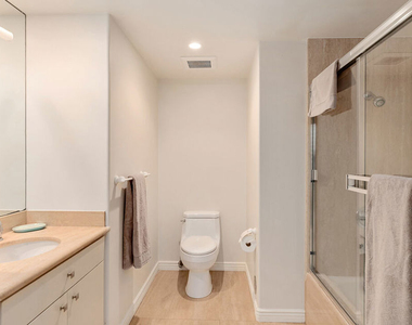 28899 Cliffside Drive - Photo Thumbnail 31