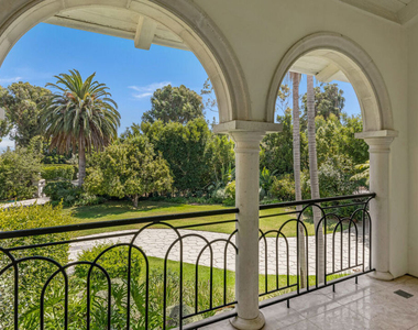 28899 Cliffside Drive - Photo Thumbnail 23