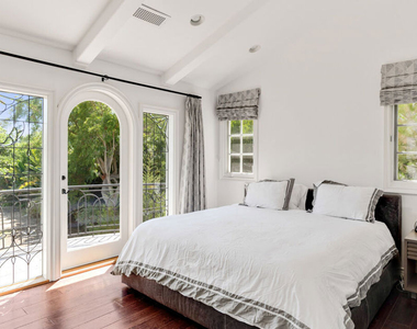 28899 Cliffside Drive - Photo Thumbnail 50