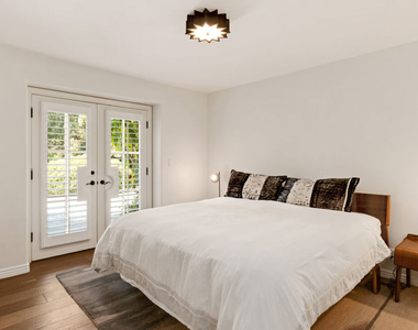 28899 Cliffside Drive - Photo Thumbnail 26