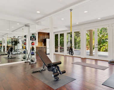 28899 Cliffside Drive - Photo Thumbnail 45