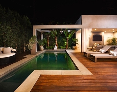 307 S Sycamore Avenue - Photo Thumbnail 2