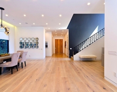 307 S Sycamore Avenue - Photo Thumbnail 11