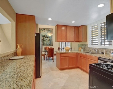 75577 Desert Horizons Drive - Photo Thumbnail 6
