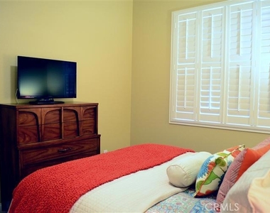 43424 Bordeaux Drive - Photo Thumbnail 18