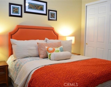 43424 Bordeaux Drive - Photo Thumbnail 17