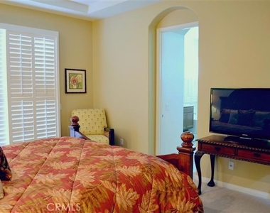 43424 Bordeaux Drive - Photo Thumbnail 12