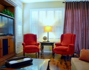 43424 Bordeaux Drive - Photo Thumbnail 6