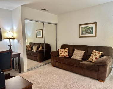 432 S Sierra Madre - Photo Thumbnail 7
