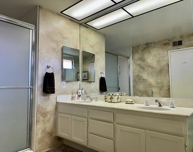 432 S Sierra Madre - Photo Thumbnail 11
