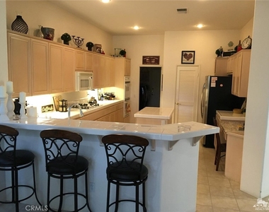 75 Kavenish Drive - Photo Thumbnail 22