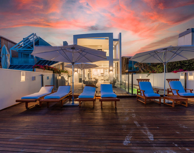 23754 Malibu Road - Photo Thumbnail 49