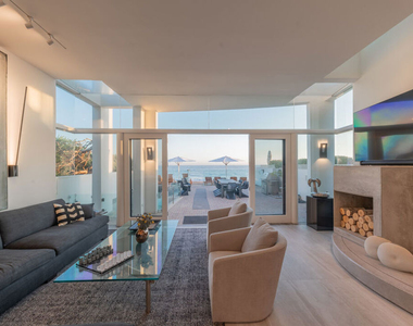 23754 Malibu Road - Photo Thumbnail 42