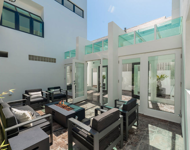23754 Malibu Road - Photo Thumbnail 23