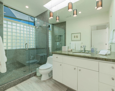 23754 Malibu Road - Photo Thumbnail 30