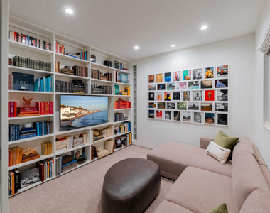 23754 Malibu Road - Photo Thumbnail 9
