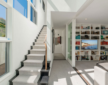 23754 Malibu Road - Photo Thumbnail 27