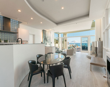 23754 Malibu Road - Photo Thumbnail 8