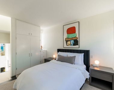 23754 Malibu Road - Photo Thumbnail 29