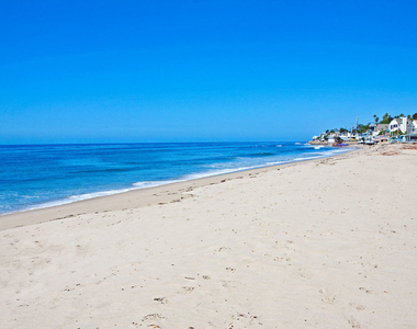 23754 Malibu Road - Photo Thumbnail 3
