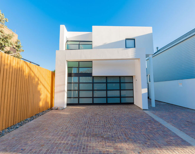 23754 Malibu Road - Photo Thumbnail 43