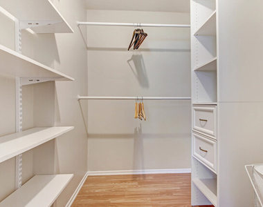 24648 Eilat Street - Photo Thumbnail 14