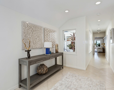 23626 Malibu Colony Road - Photo Thumbnail 22