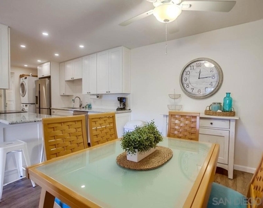 429 S Sierra Ave - Photo Thumbnail 16