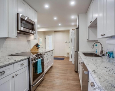 429 S Sierra Ave - Photo Thumbnail 10