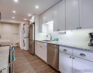 429 S Sierra Ave - Photo Thumbnail 12