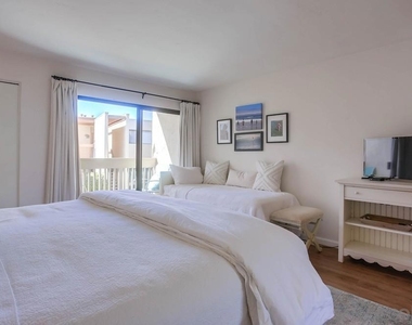 429 S Sierra Ave - Photo Thumbnail 20