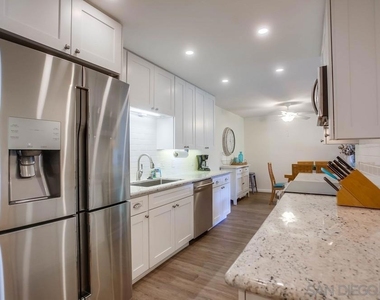 429 S Sierra Ave - Photo Thumbnail 7