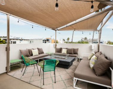 125 Pacific Street - Photo Thumbnail 15