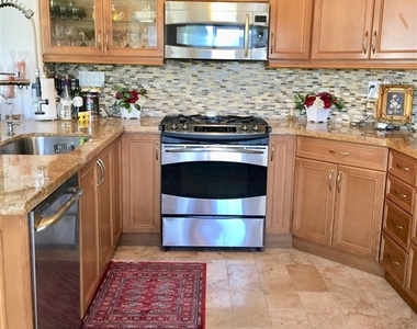 1418 Portofino Drive - Photo Thumbnail 3