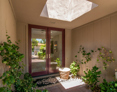 12 Whittier Court - Photo Thumbnail 9