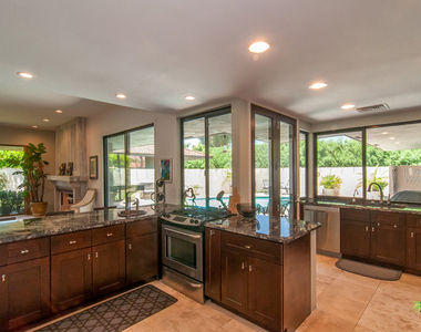 12 Whittier Court - Photo Thumbnail 2
