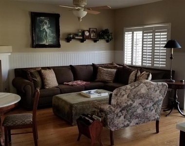 459 Lexington Cr. - Photo Thumbnail 7