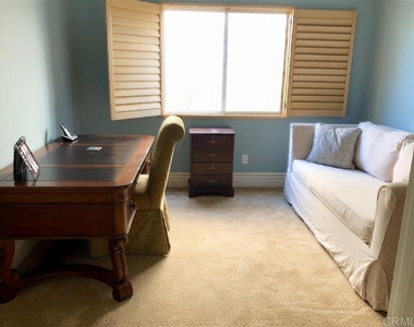 459 Lexington Cr. - Photo Thumbnail 18
