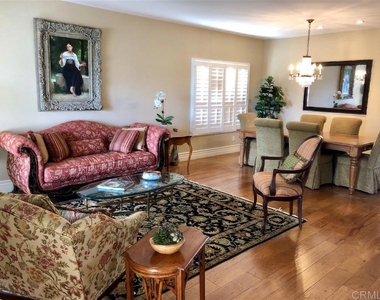 459 Lexington Cr. - Photo Thumbnail 12