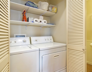 453 S Sierra Ave - Photo Thumbnail 13