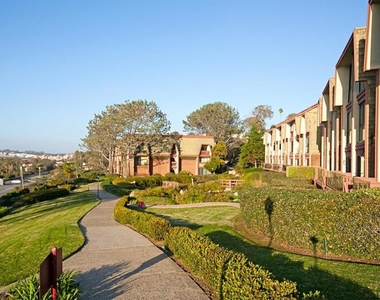 1552 Camino Del Mar - Photo Thumbnail 3