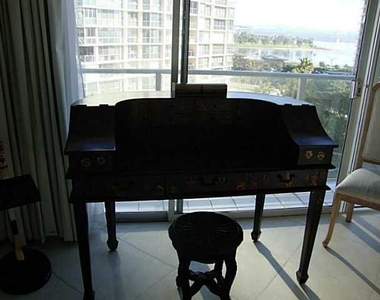 1760 Avenida Del Mundo - Photo Thumbnail 7