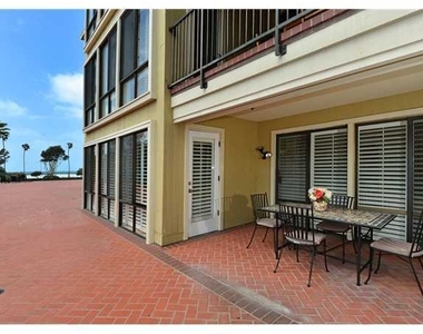 8263 Camino Del Oro - Photo Thumbnail 15