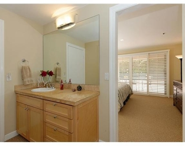 8263 Camino Del Oro - Photo Thumbnail 10