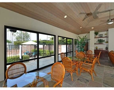 8263 Camino Del Oro - Photo Thumbnail 19