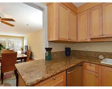 8263 Camino Del Oro - Photo Thumbnail 7